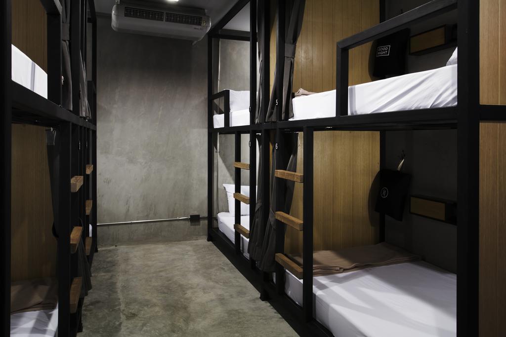 Bunk Bed 8-Bed Mixed Dormitory Room