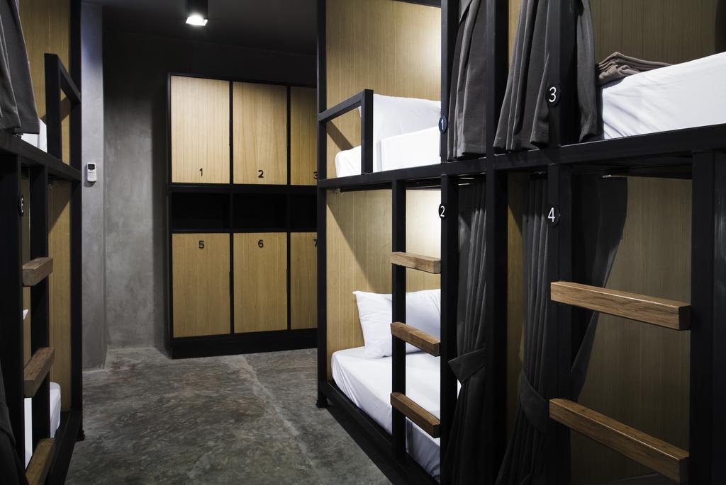 Bunk Bed 8-Bed Mixed Dormitory Room