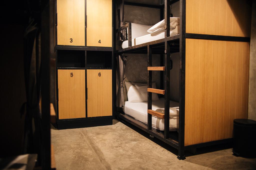 Bunk Bed 8-Bed Mixed Dormitory Room